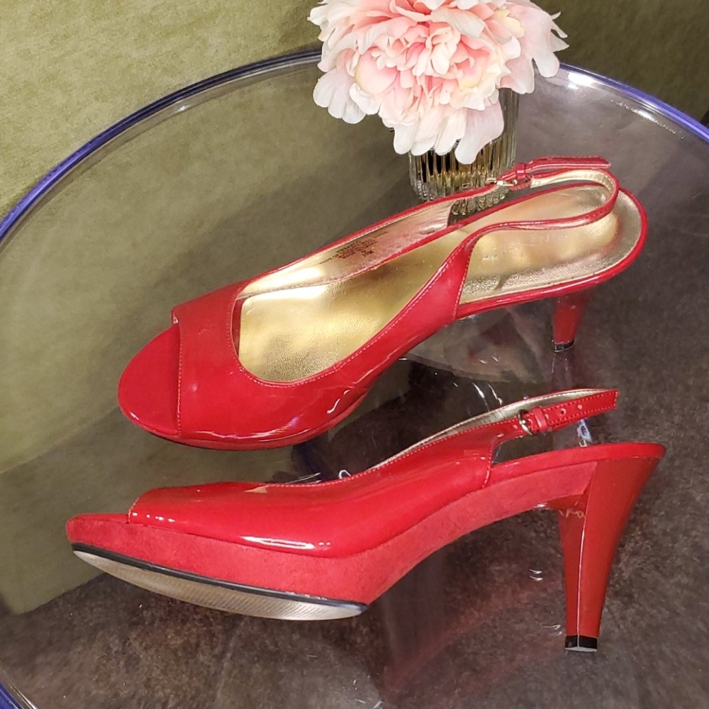 Nine West - Slingback Platform Peek Toe Heels